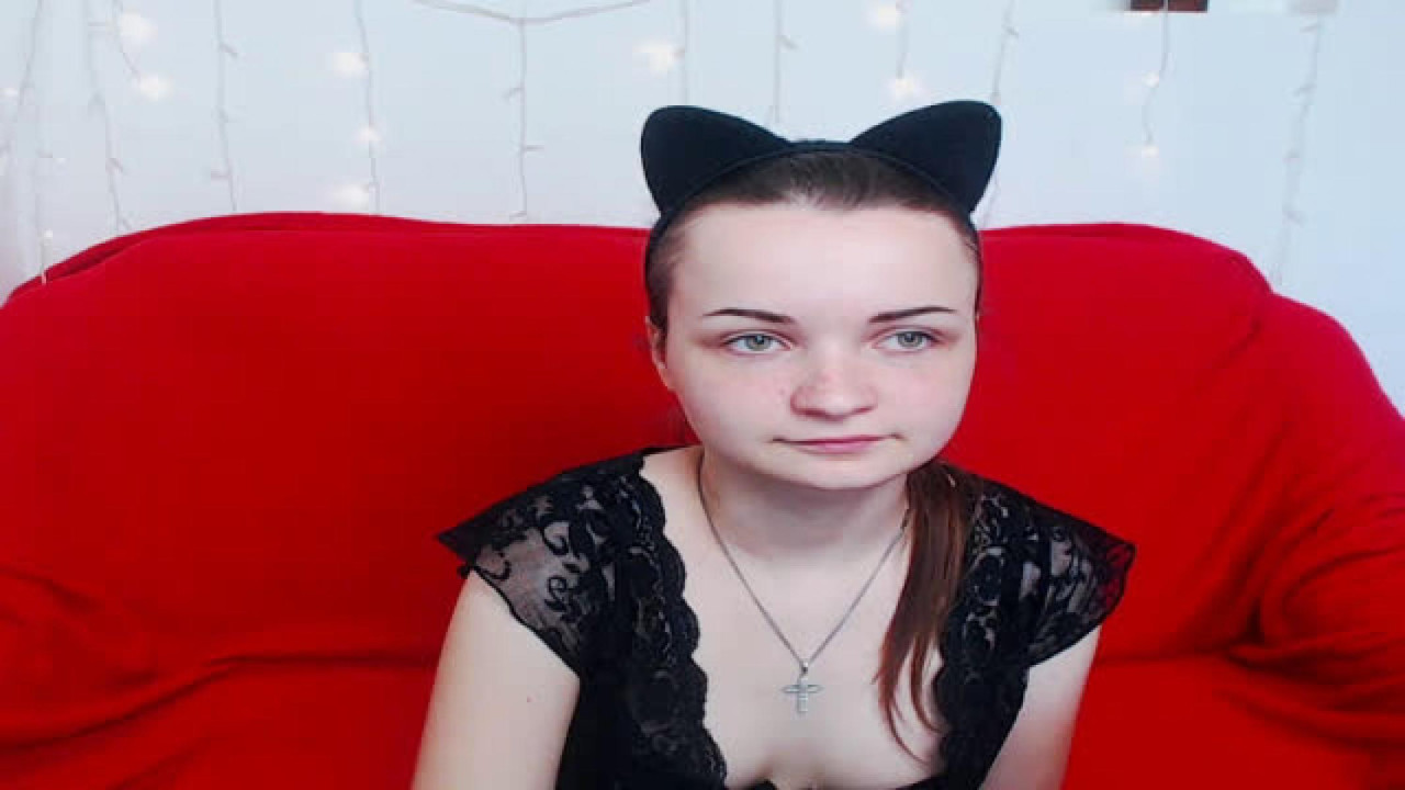 Minniee_Mouse MyFreeCams [2018-05-15 07:36:26]